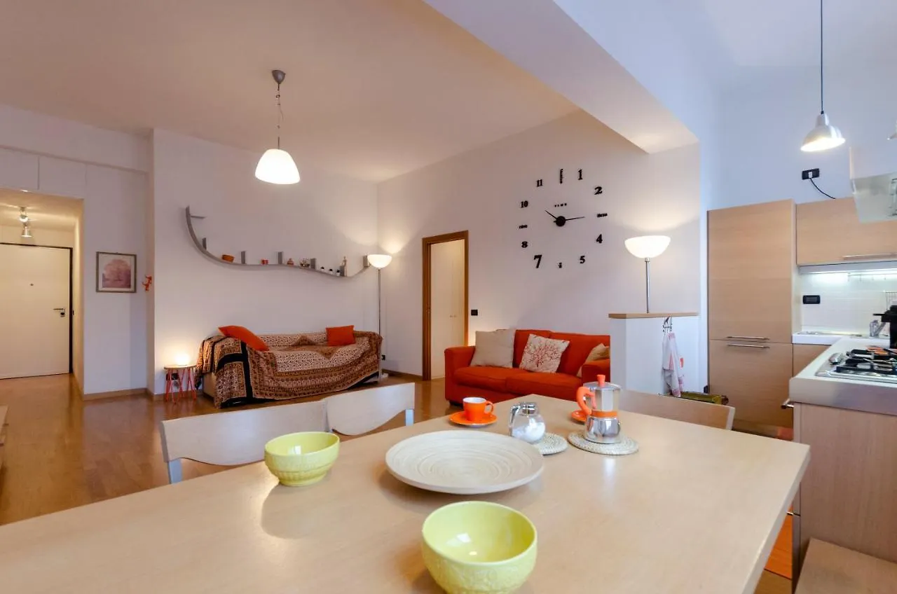 Joivy Apt For 4, Metres From Beach, In Sestri Levante