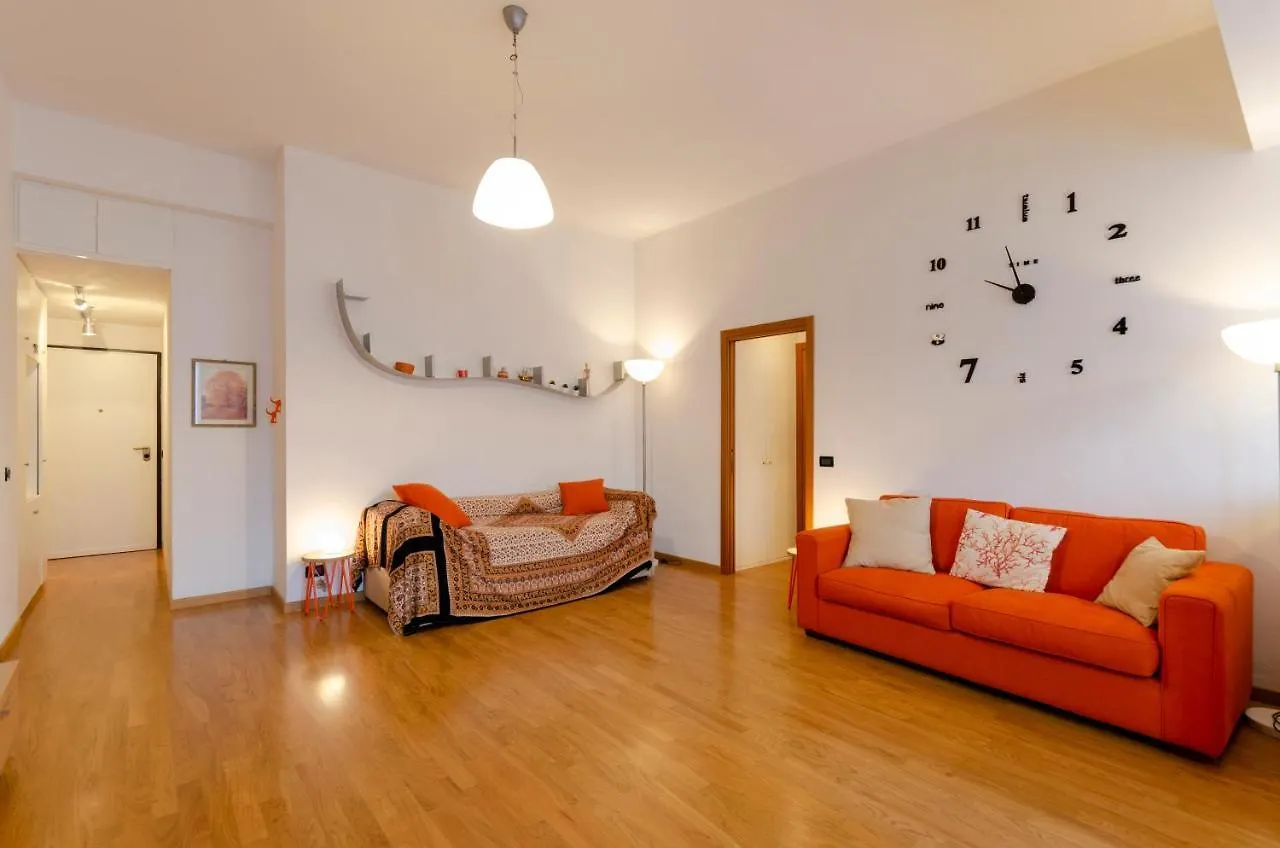Joivy Apt For 4, Metres From Beach, In Sestri Levante Italy