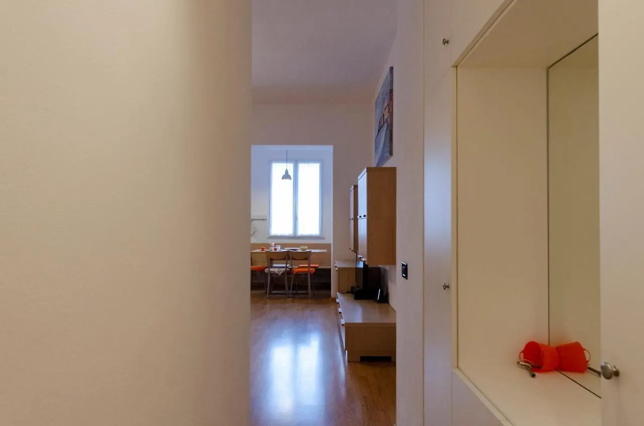 Apartment Joivy Apt For 4, Metres From Beach, In Sestri Levante