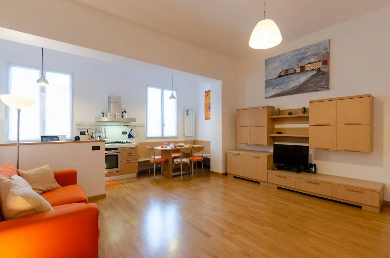 Joivy Apt For 4, Metres From Beach, In Sestri Levante